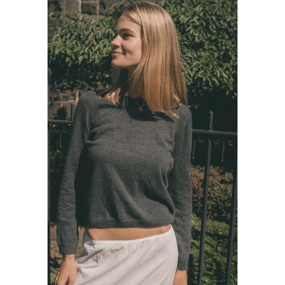 St George Burlington Cashmere crewneck sweater in grey size medium